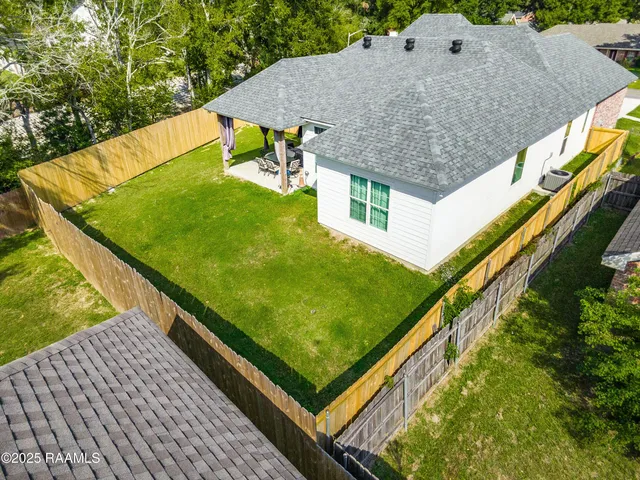 $4,000 | 406 East Martial Avenue, Lafayette, LA 70508