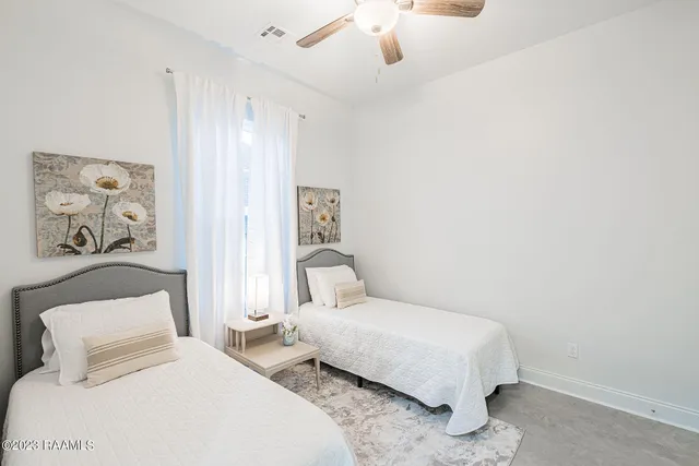 $5,000 | 406 East Martial Avenue, Lafayette, LA 70508