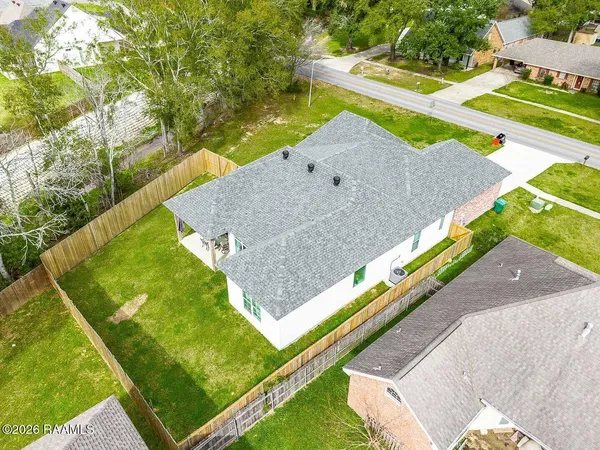 $5,000 | 406 East Martial Avenue, Lafayette, LA 70508