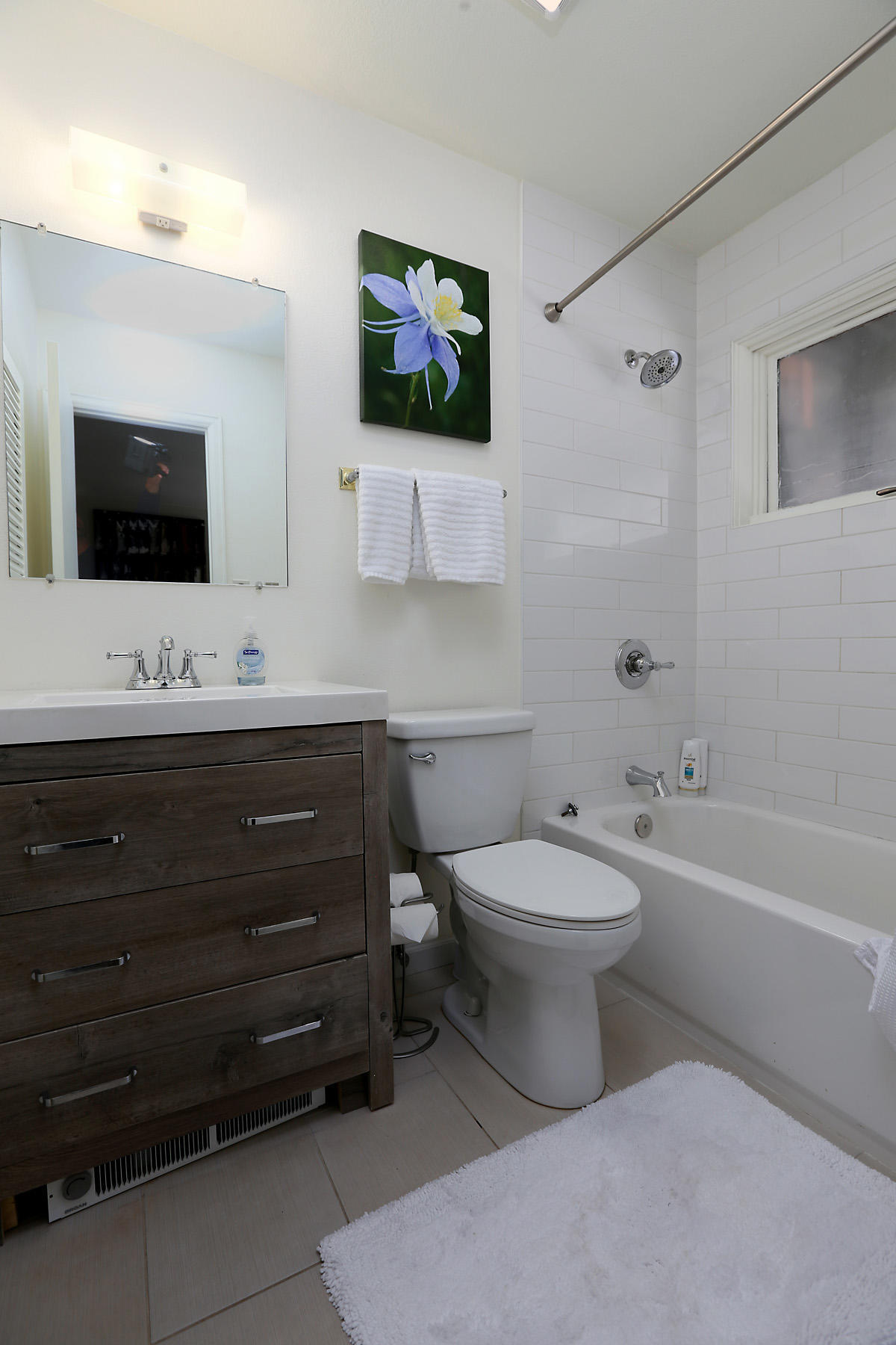 44 Eagle Road, Unit 2 Avon, CO 81620 - Photo 12 of 17 a bathroom with a toilet a sink and a bathtub