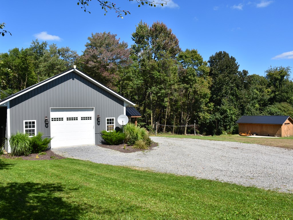 22696 Freyermuth Road Meadville, PA 16335 - Photo 3 of 27