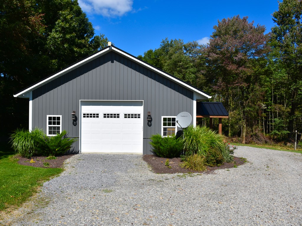 22696 Freyermuth Road Meadville, PA 16335 - Photo 4 of 27