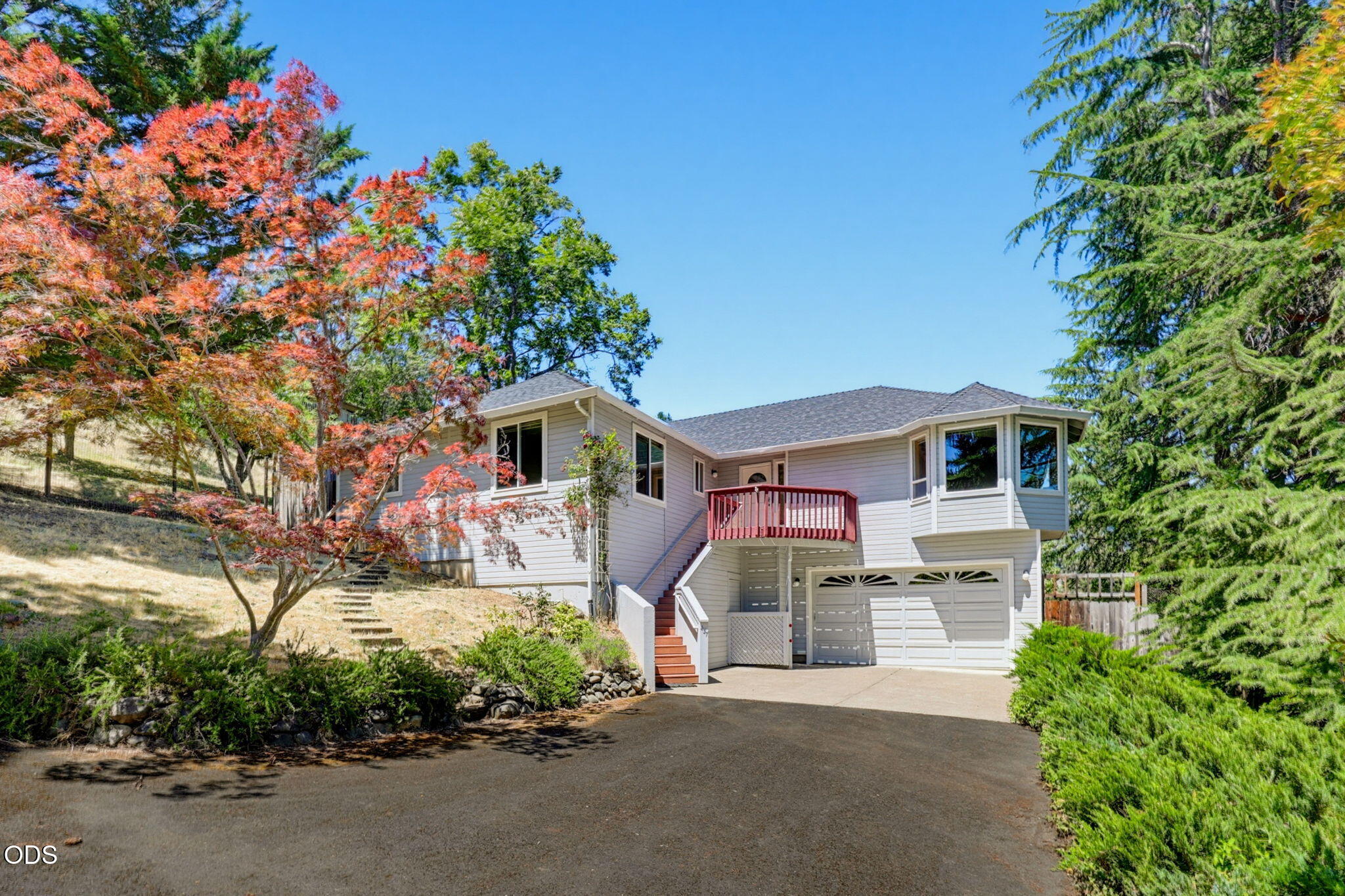 457 Walnut Street Ashland, OR 97520 - Photo 1 of 49
