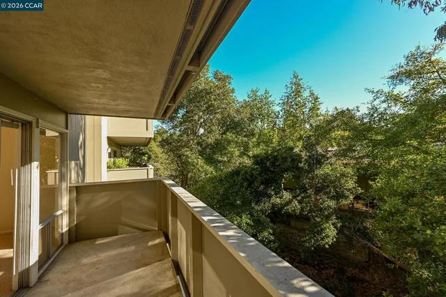 $2,300 | 73 Brookwood Road, Orinda, CA 94563