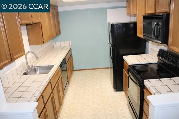 $2,395 | 3614 Stoneglen South, Richmond, CA 94806