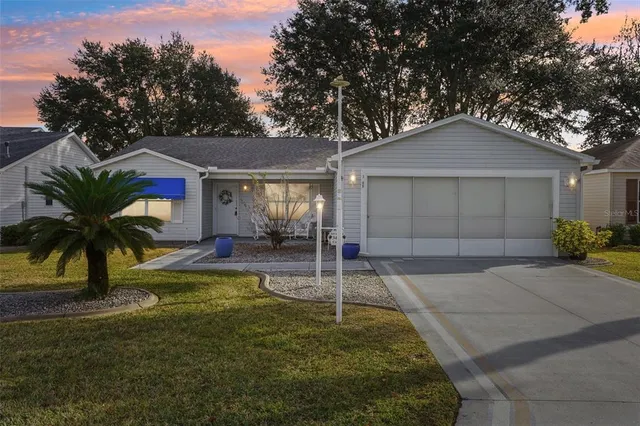 $329,900 | 3499 Auburndale Avenue, The Villages, FL 32162