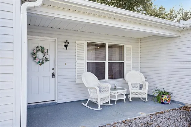 a view of a entryway with seating space