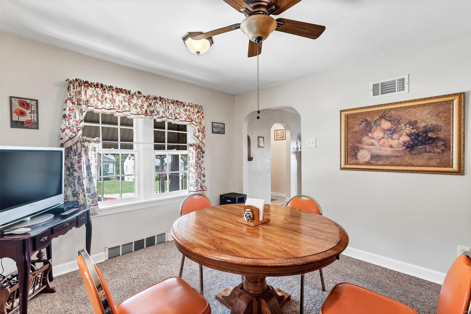 2956 Walton Road St. Louis, MO 63114 - Photo 9 of 21 Gallery Image 9
