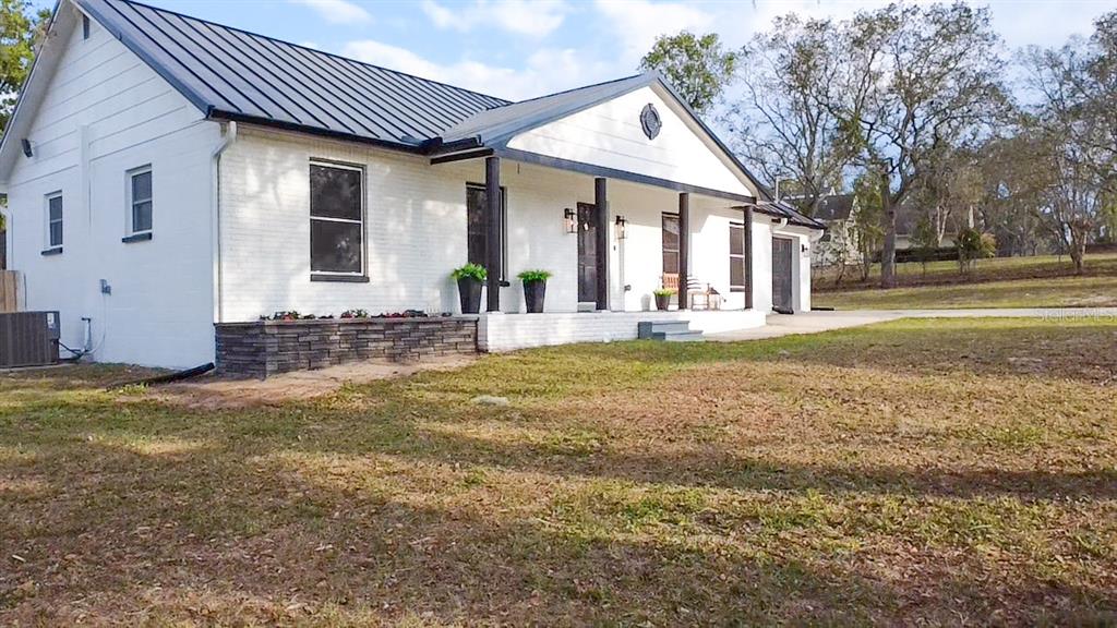 18406 Sand Pine Drive Spring Hill, FL 34610 - Photo 3 of 34