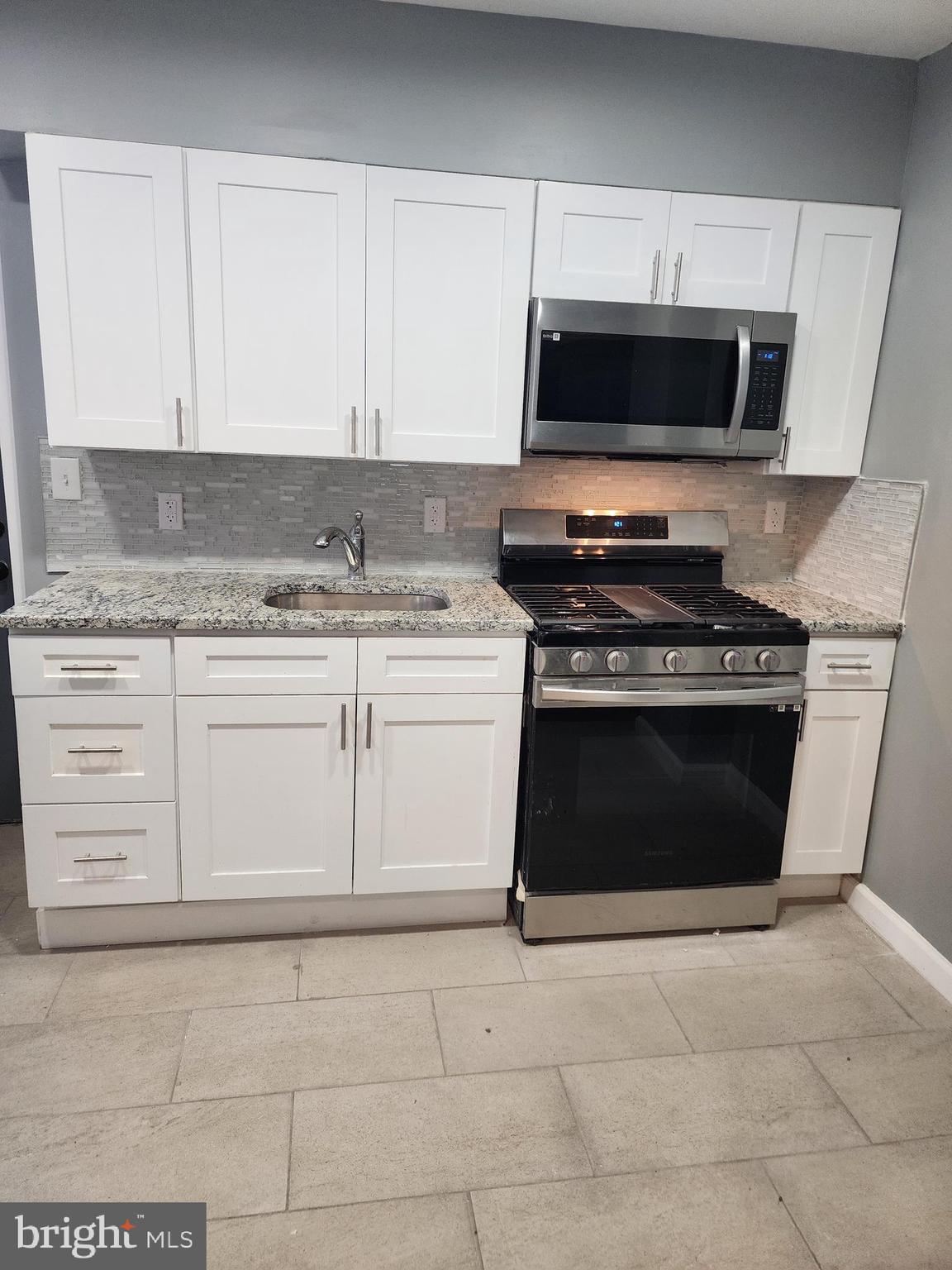 208 Horton Street Philadelphia, PA 19139 - Photo 6 of 28