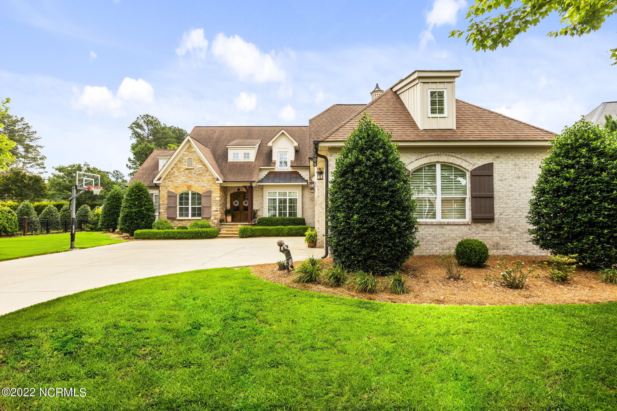 932 Nottingham Road Greenville, NC 27858 - Photo 3 of 54 2-web-or-mls-print_IMGL2515