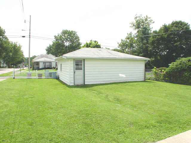 721 Spring Street New Castle, IN 47362 - Photo 4 of 7 Gallery Image 4
