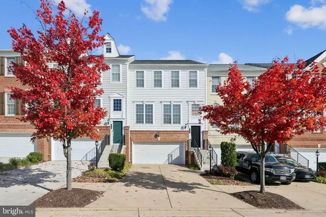 $3,200 | 14551 Crossfield Way, Unit 56A, Woodbridge, VA 22191