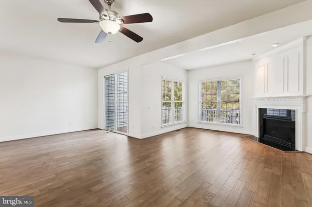 $3,200 | 14551 Crossfield Way, Unit 56A, Woodbridge, VA 22191