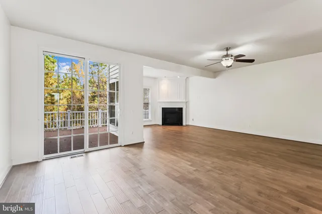 $3,200 | 14551 Crossfield Way, Unit 56A, Woodbridge, VA 22191