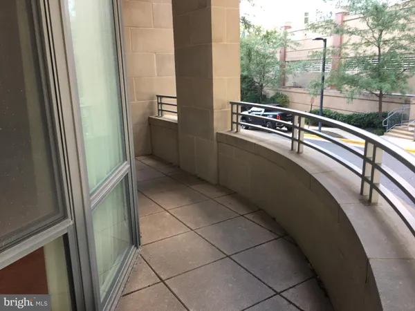 $3,950 | 8220 Crestwood Heights Drive, Unit 112, McLean, VA 22102