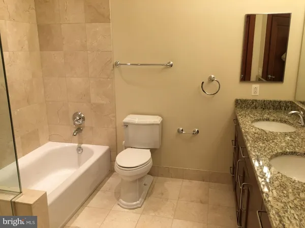 $3,950 | 8220 Crestwood Heights Drive, Unit 112, McLean, VA 22102