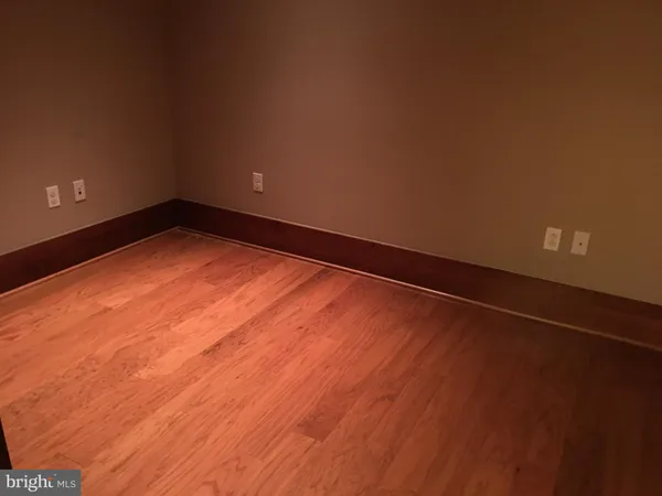 $3,950 | 8220 Crestwood Heights Drive, Unit 112, McLean, VA 22102