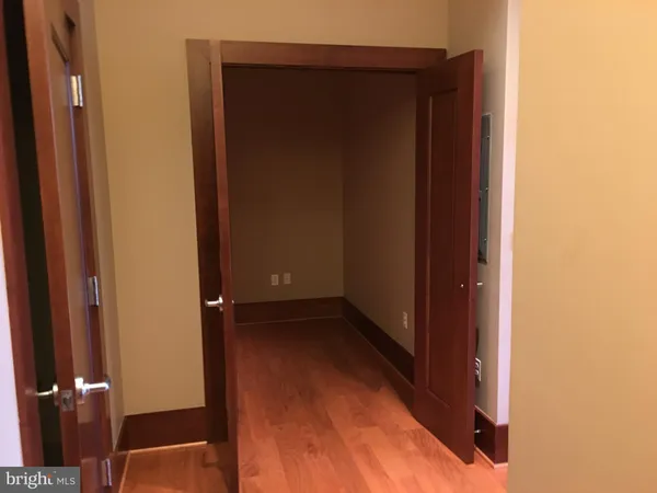 $3,950 | 8220 Crestwood Heights Drive, Unit 112, McLean, VA 22102