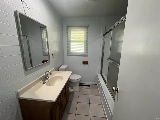 $169,900 | 1130 North Bittersweet Lane, Muncie, IN 47304