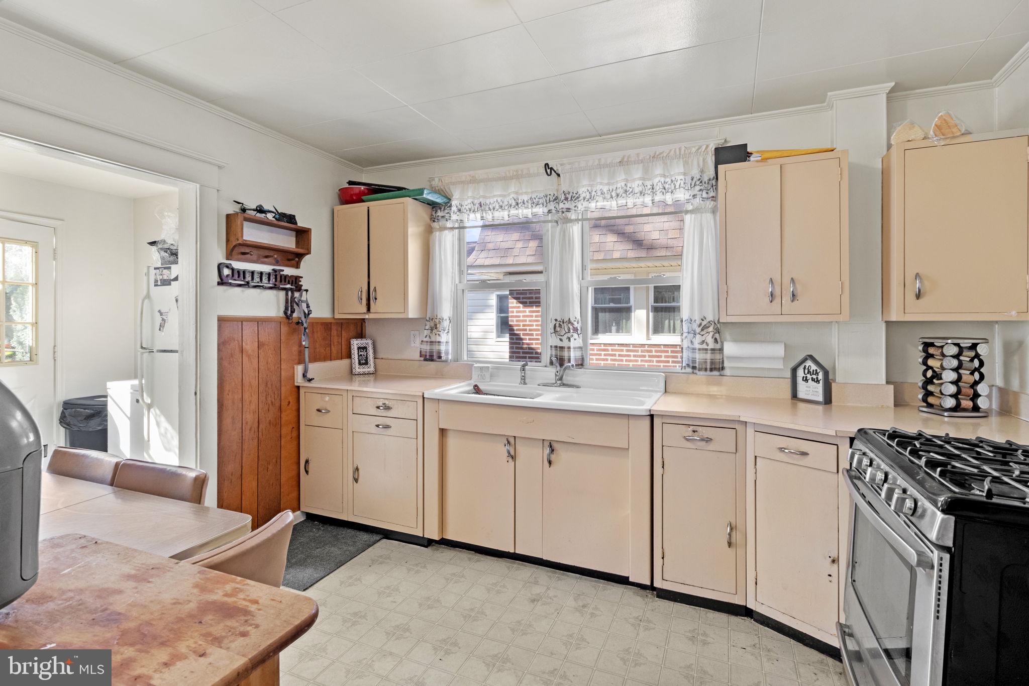 310 Pomeroy Street Ridley Park, PA 19078 - Photo 11 of 22 Gallery Image 11