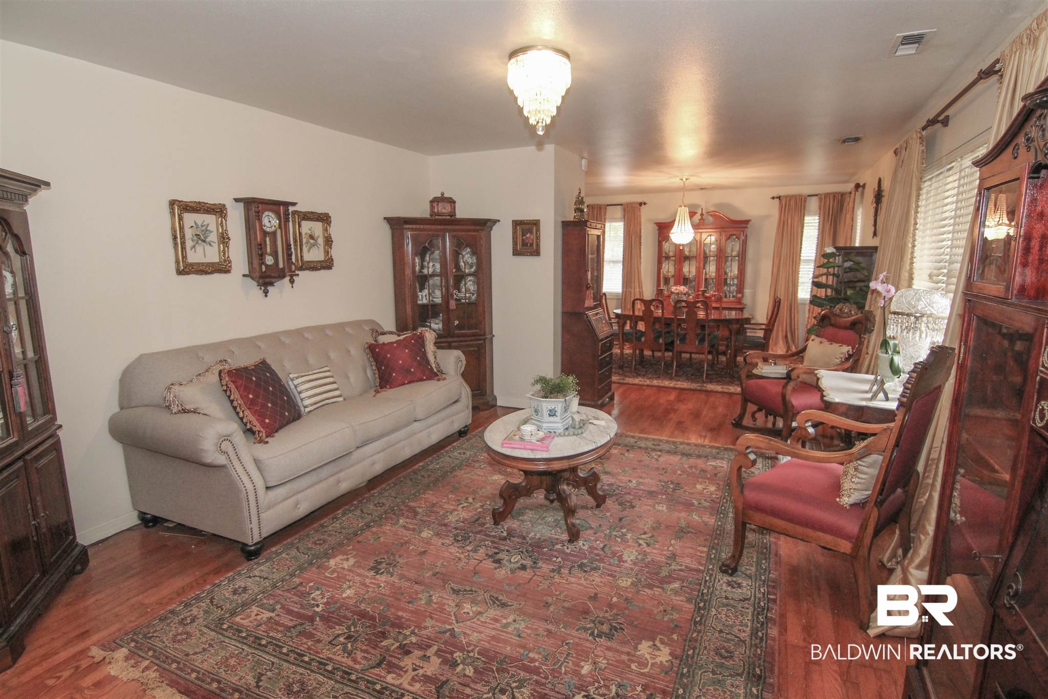 315 Gaines Avenue Mobile, AL 36609 - Photo 8 of 30 Formal Living Room