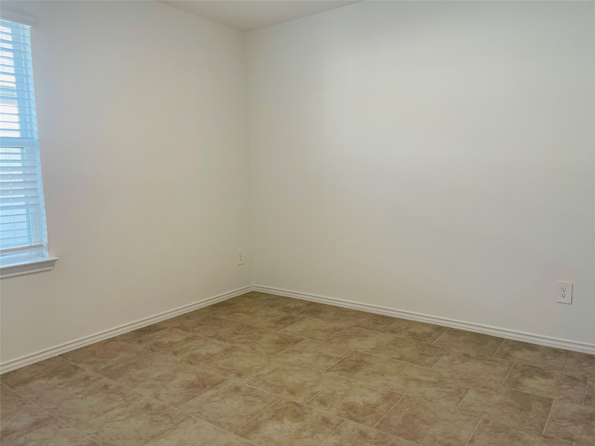 1122 Appaloosa Rosharon, TX 77583 - Photo 8 of 32 Gallery Image 8