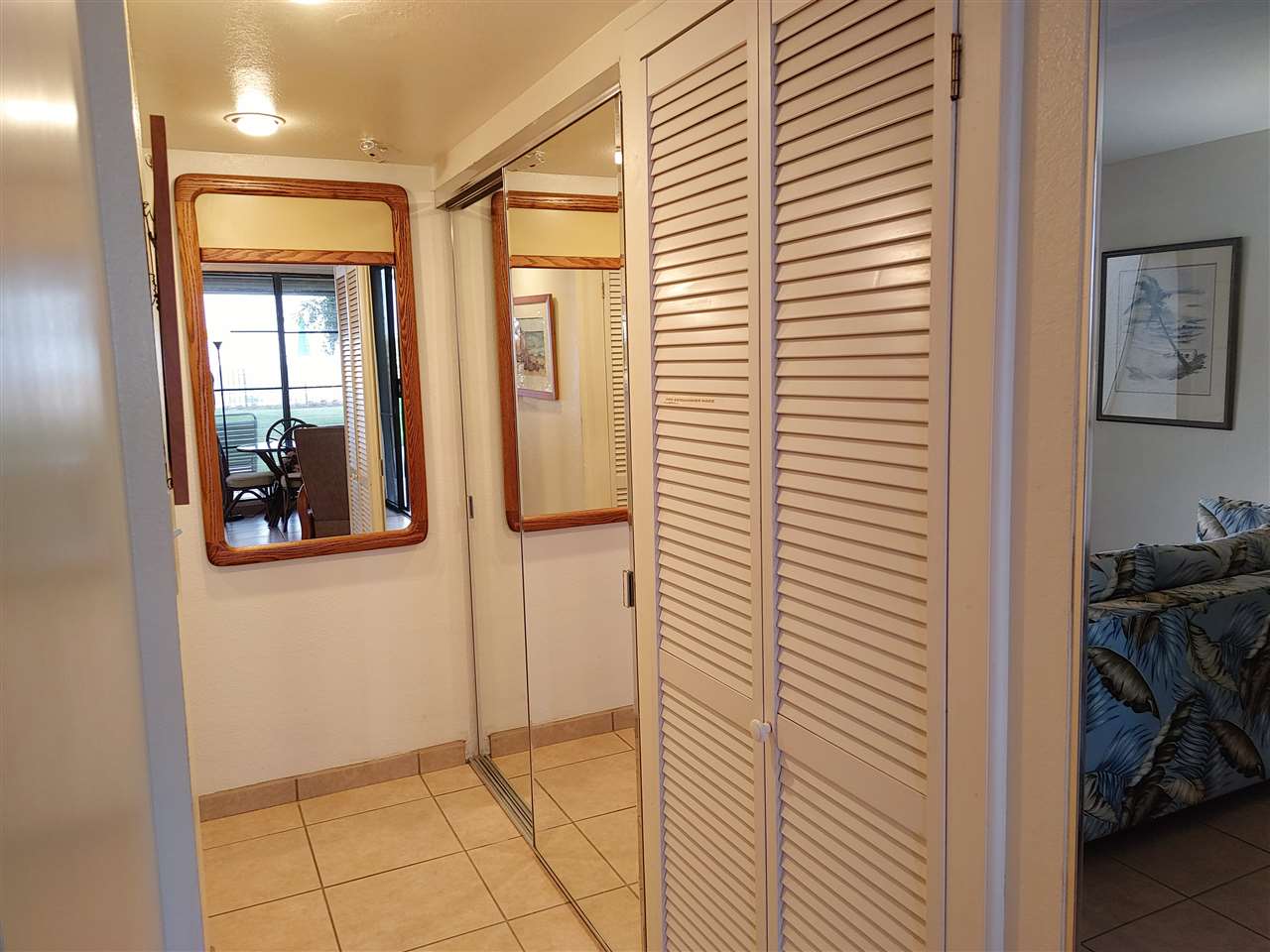5295 Lower Honoapiilani Road, Unit A24 Lahaina, HI 96761 - Photo 4 of 23 a view of a bathroom with a window