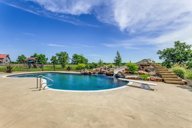 $2,600,000 | 3800 South 127th Street East, Derby, KS 67037