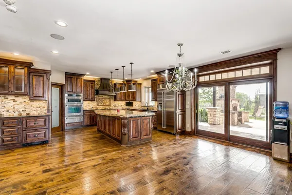 $2,600,000 | 3800 South 127th Street East, Derby, KS 67037