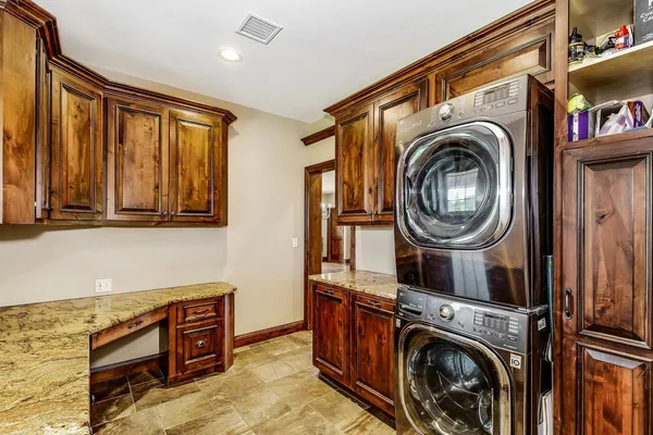 $2,600,000 | 3800 South 127th Street East, Derby, KS 67037