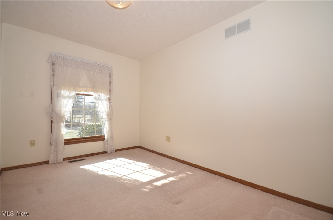 1753 Lynn Road Kent, OH 44240 - Photo 33 of 40 Gallery Image 33