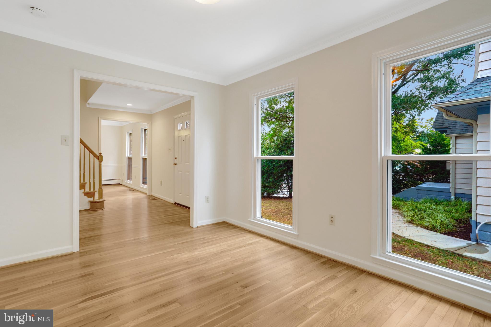 411 North Bryan Street Arlington, VA 22201 - Photo 6 of 58 a view of a interior of the house