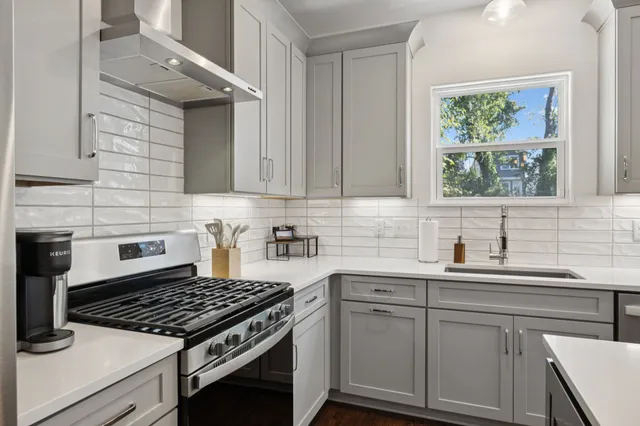 $699,500 | 506 East B E Bend Drive, Nashville, TN 37209