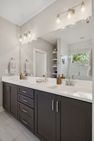 $699,500 | 506 East B E Bend Drive, Nashville, TN 37209