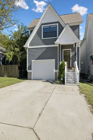 $699,500 | 506 East B E Bend Drive, Nashville, TN 37209