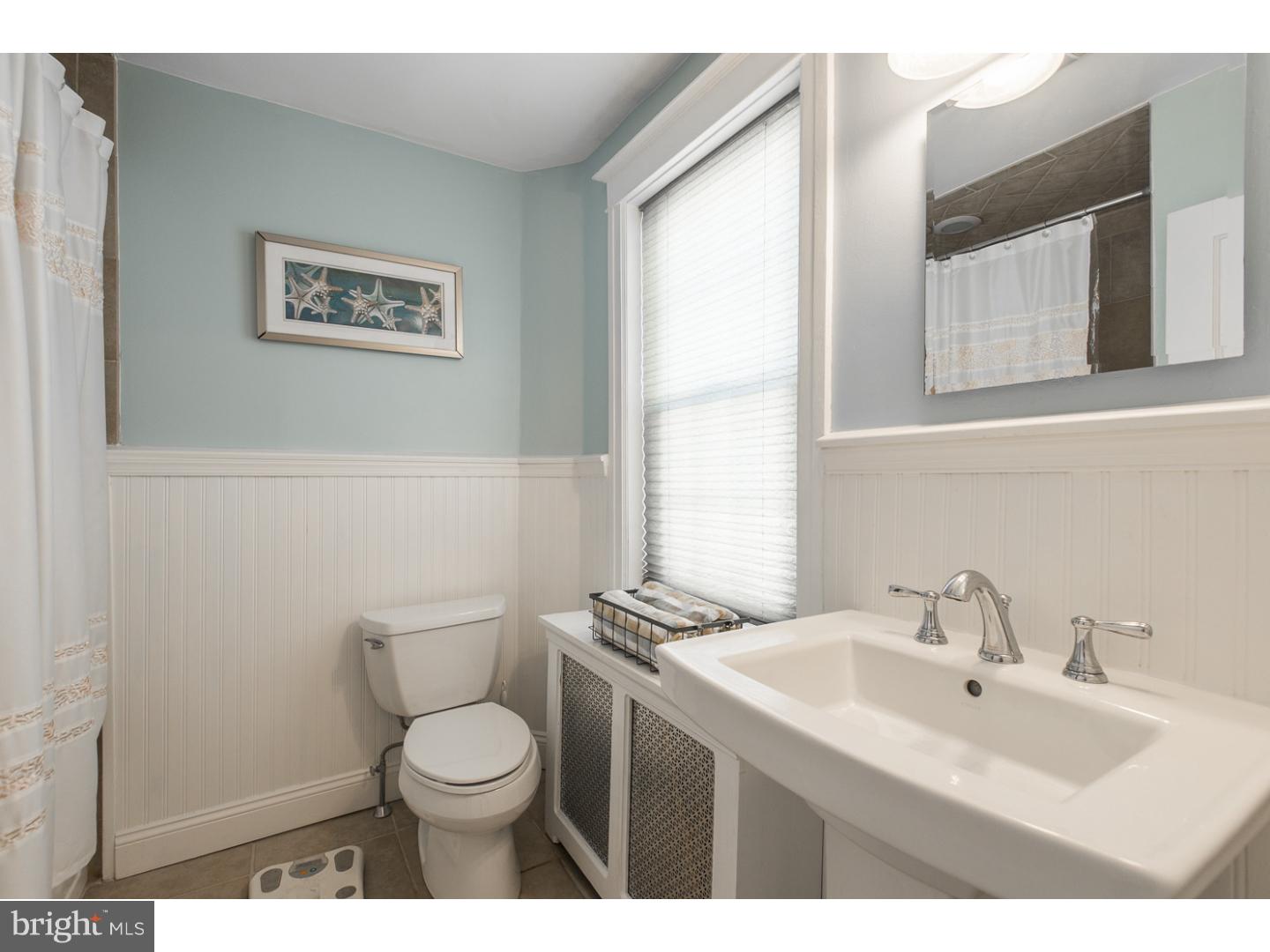 2404 Hollis Road Havertown, PA 19083 - Photo 11 of 25 Bathroom