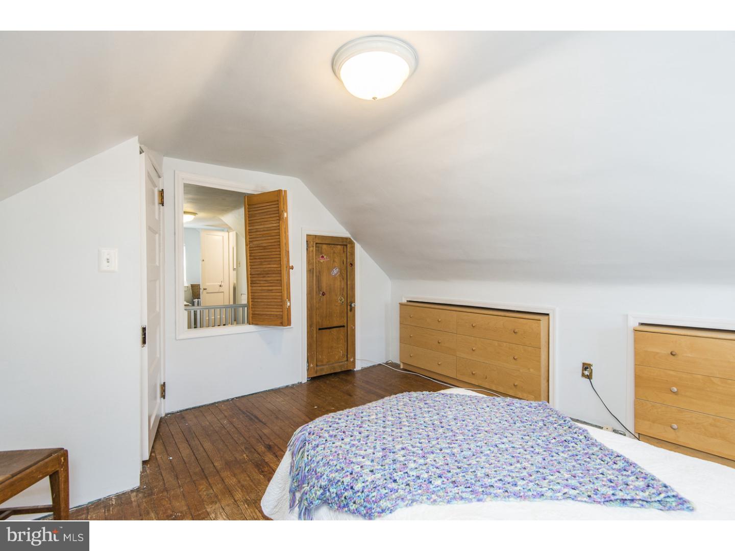 2404 Hollis Road Havertown, PA 19083 - Photo 20 of 25 Bedroom 4