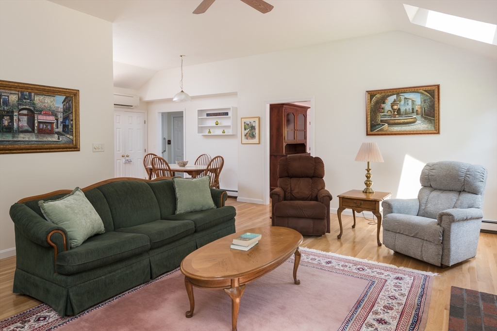 72 Trumbull Road Falmouth, MA 02536 - Photo 8 of 33 Gallery Image 8