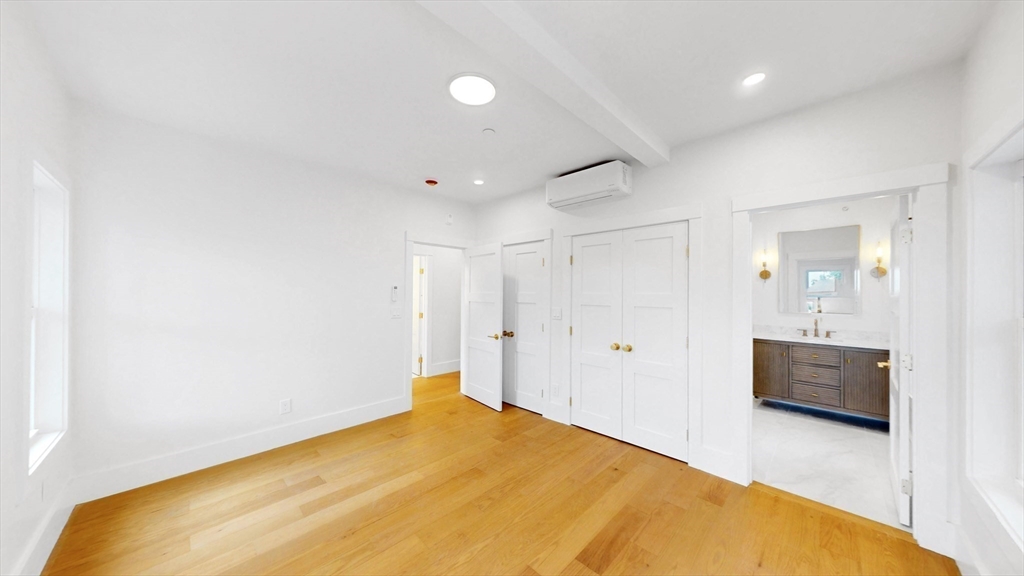 139 Sycamore Street, Unit B Somerville, MA 02145 - Photo 8 of 24 Gallery Image 8