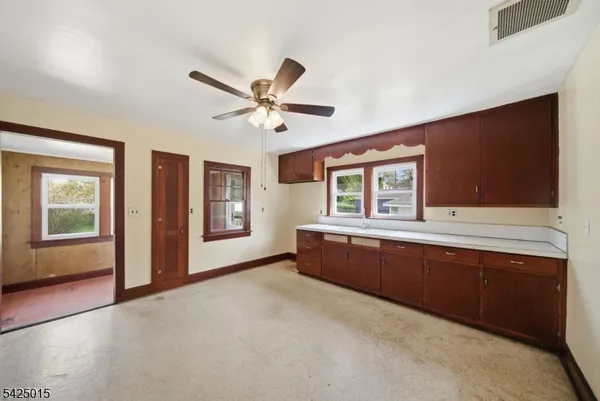 $499,000 | 5 Oak Street, Netcong, NJ 07857