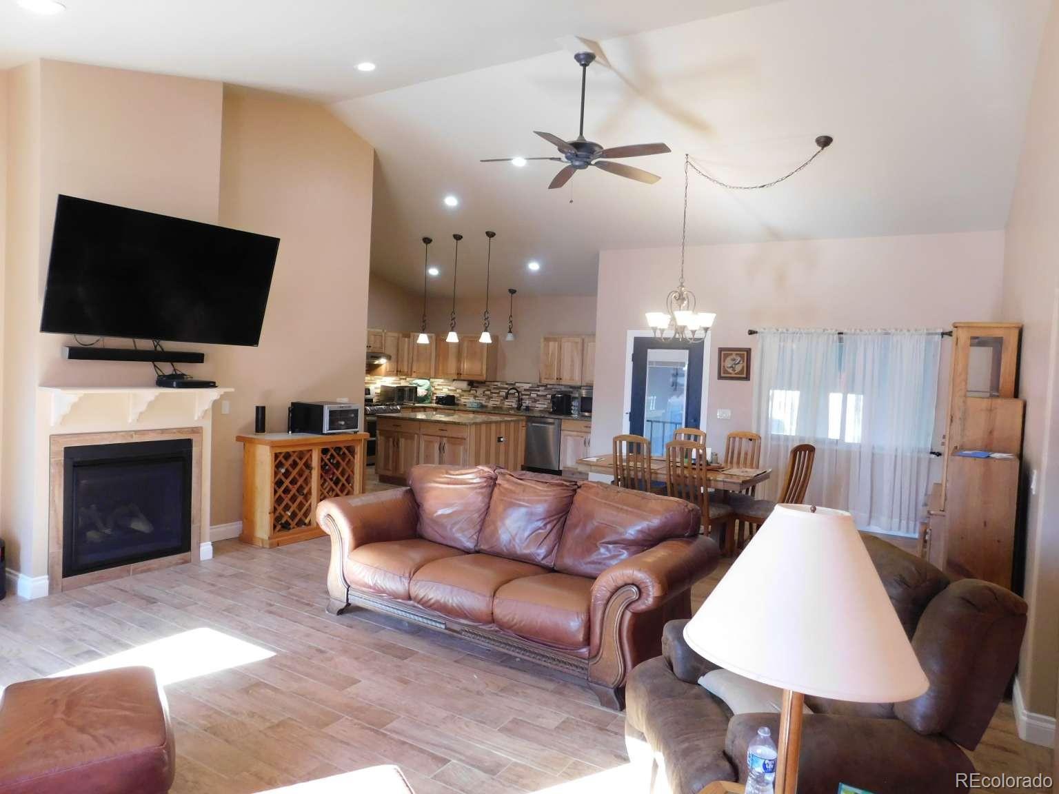 1437 Criterion Street Delta, CO 81416 - Photo 3 of 20