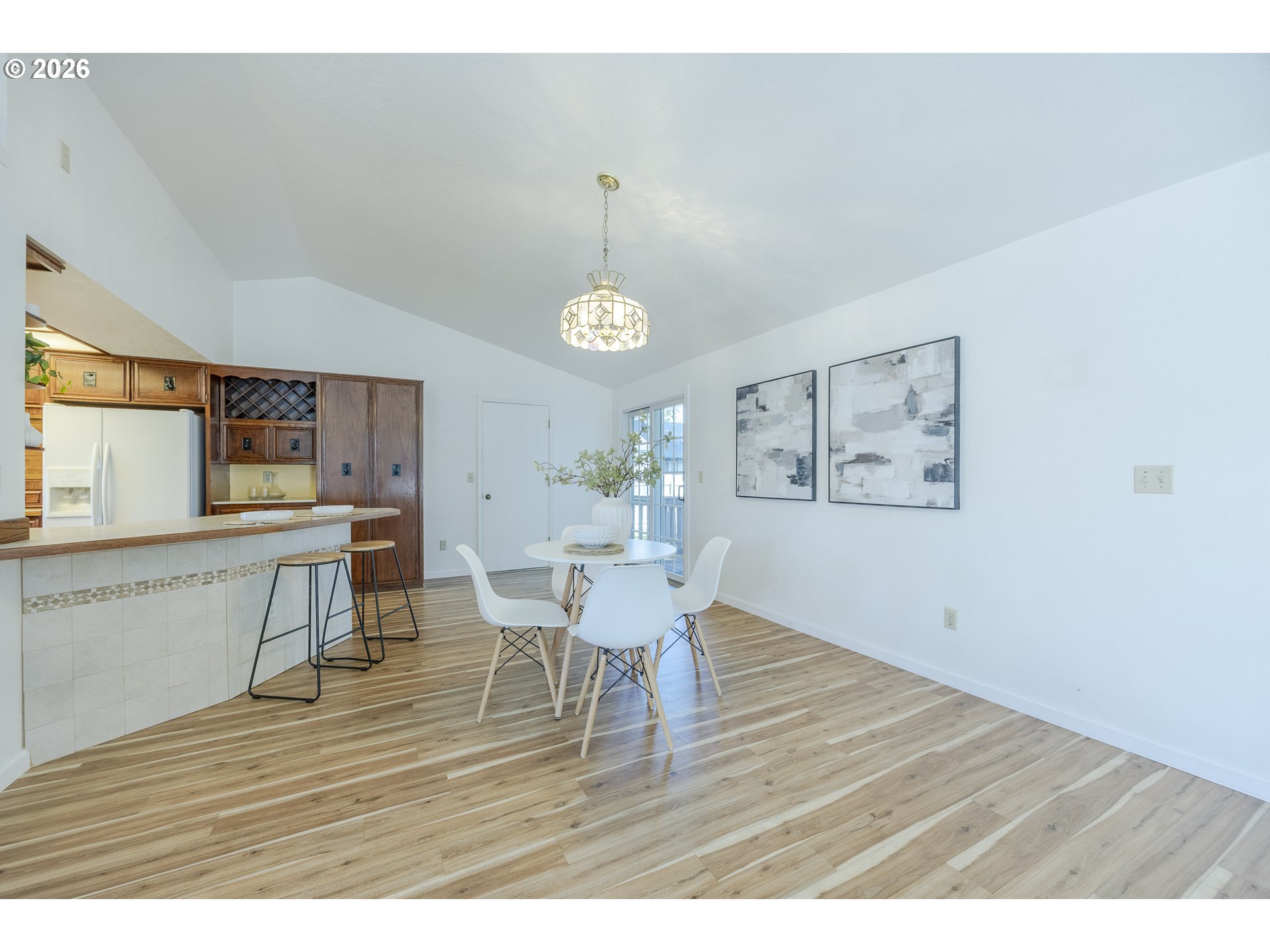 689 68th Place Springfield, OR 97478 - Photo 12 of 46