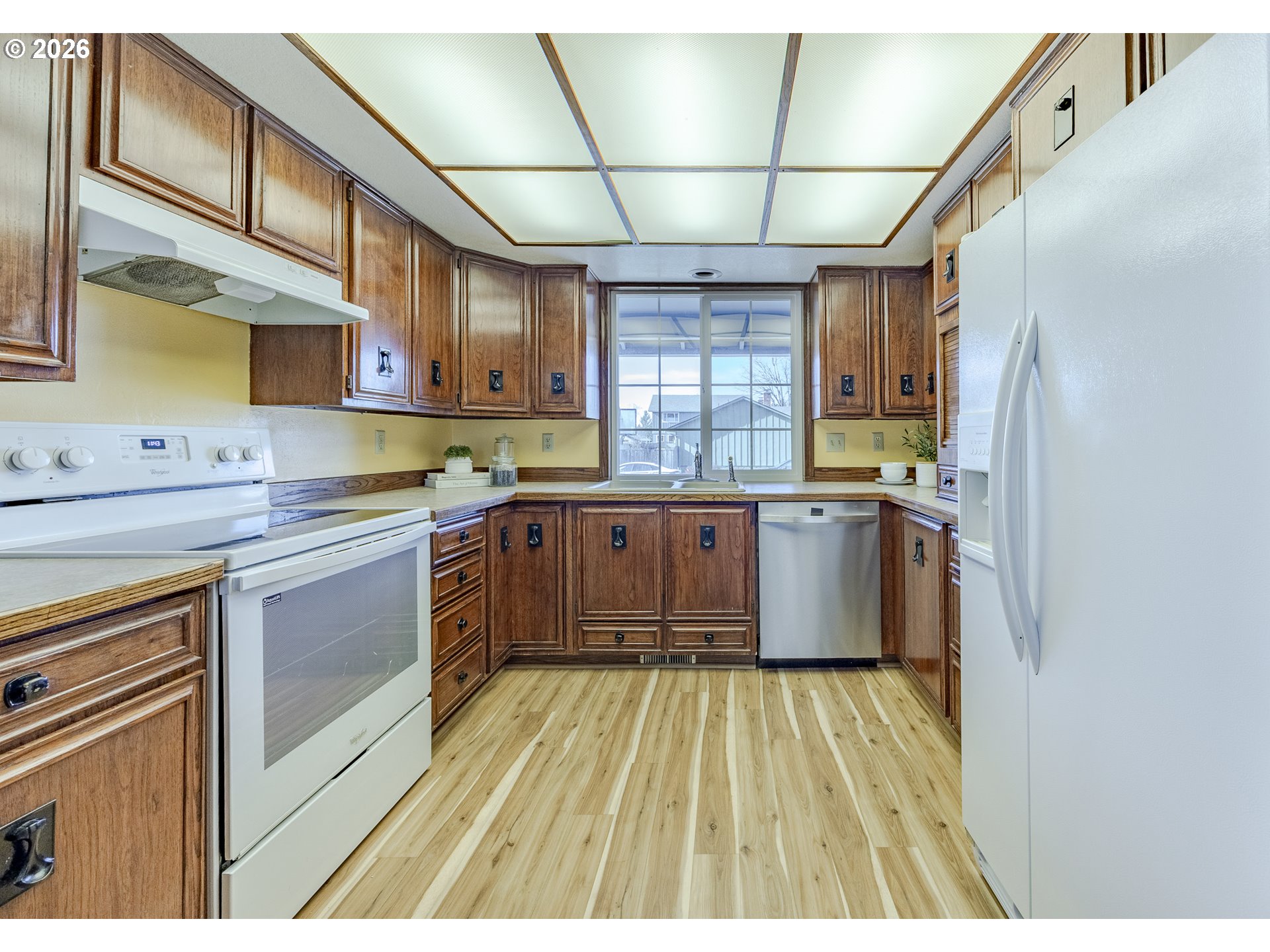 689 68th Place Springfield, OR 97478 - Photo 17 of 46