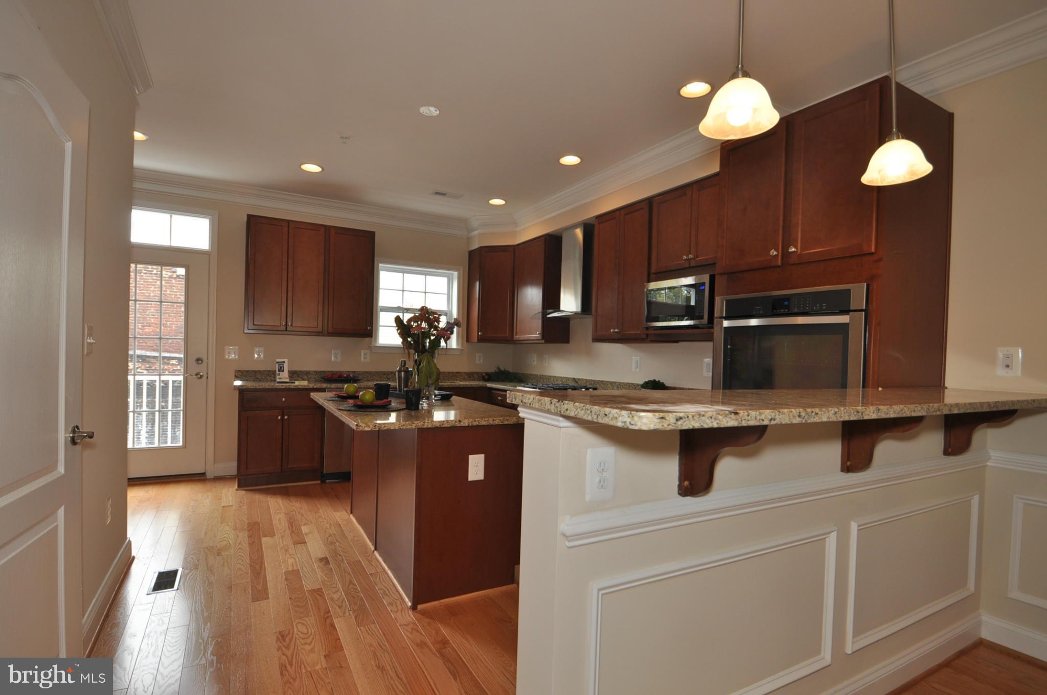 624 Cresswell Road Baltimore, MD 21225 - Photo 5 of 10 ALL PICS ARE OF STOCK FINISHES