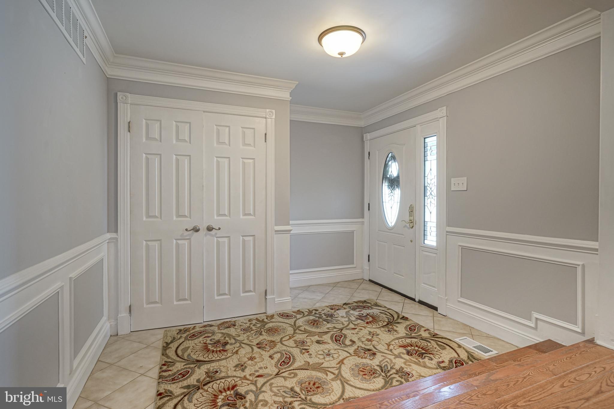 101 Abbey Road Voorhees, NJ 08043 - Photo 4 of 28 Gallery Image 4