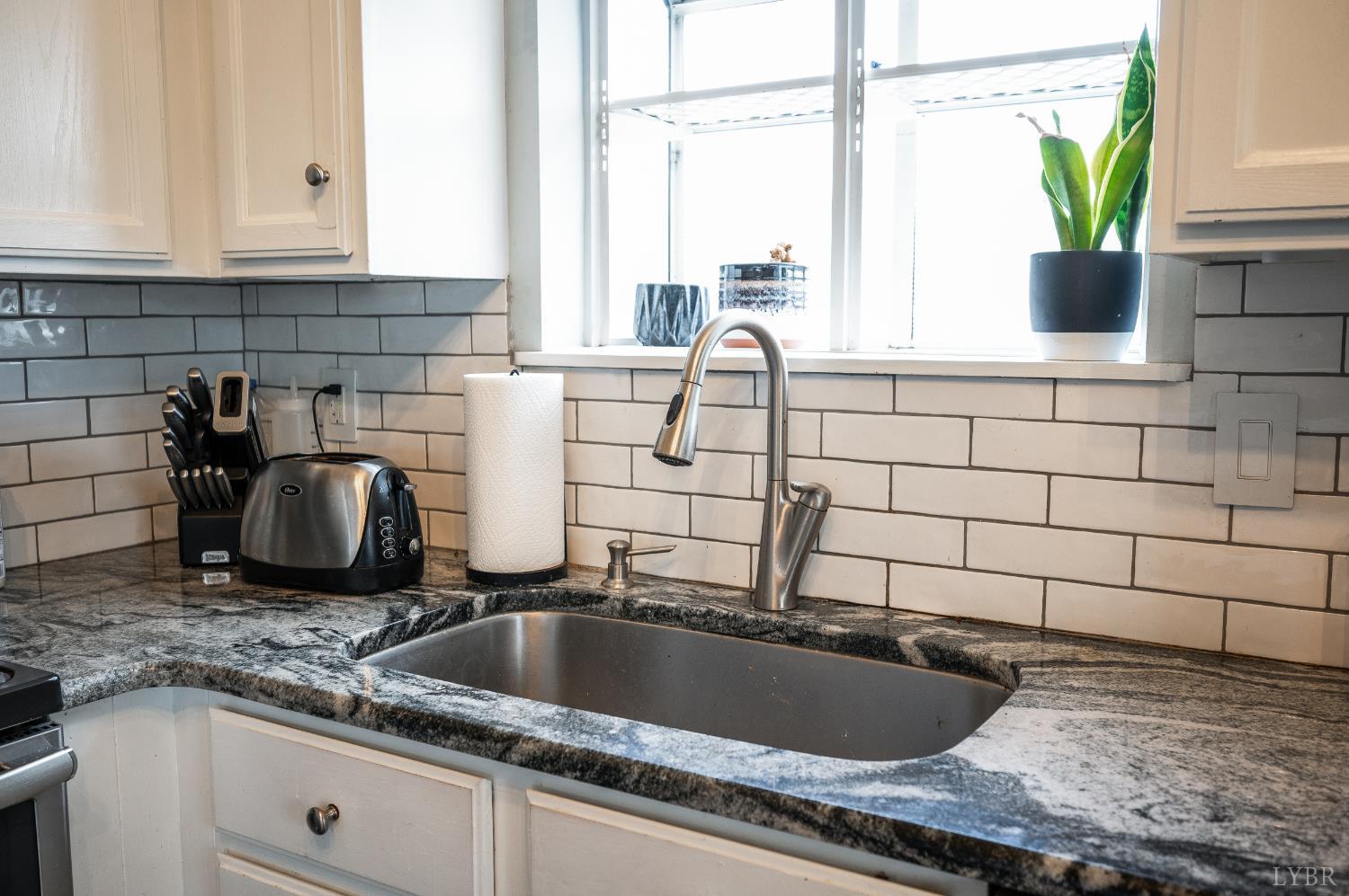 1908 Prophet Road Goode, VA 24556 - Photo 20 of 40