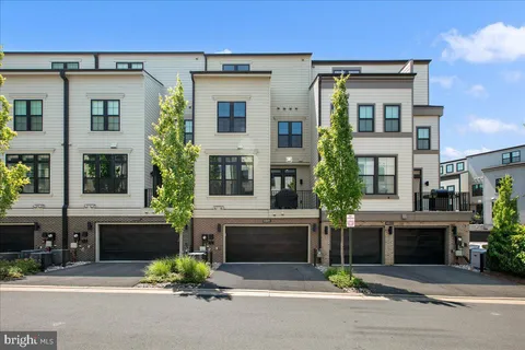 $1,725,000 | 44645 Danvers Terrace, Ashburn, VA 20147