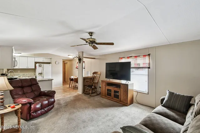 $695,500 | 135 Lake Como Drive, Pomona Park, FL 32181