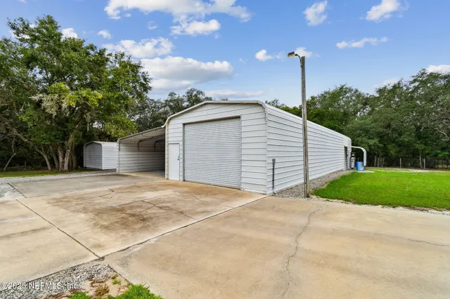 $695,500 | 135 Lake Como Drive, Pomona Park, FL 32181